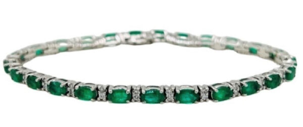 14KT WHITE GOLD EMERALD AND DIAMOND BRACELET