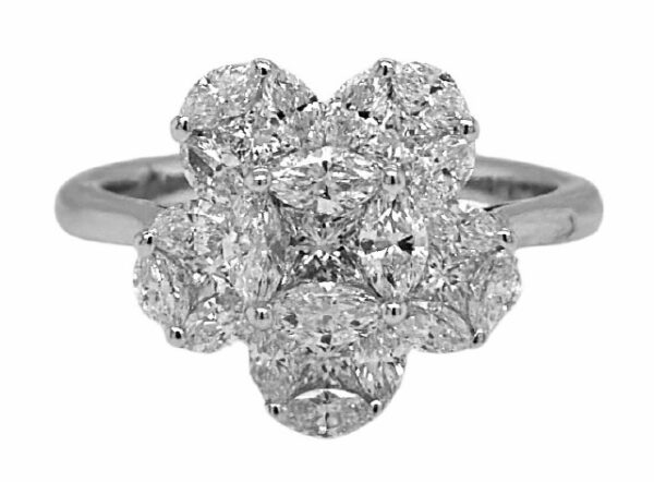 18KT WHITE GOLD MARQUISE AND PRINCESS CUT DIAMOND ILLUSION RING