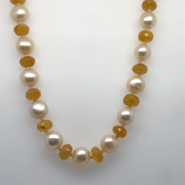 Elegant Pearl and Gemstone Necklace